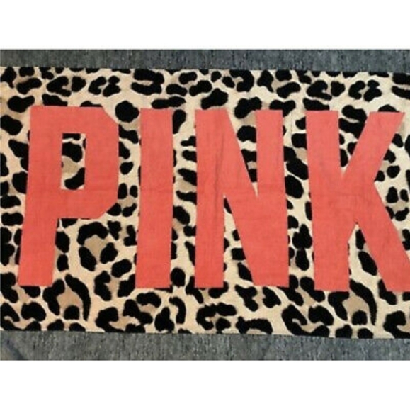 NWT PINK Victoria's Secret Leopard Print Towel - Picture 2 of 2